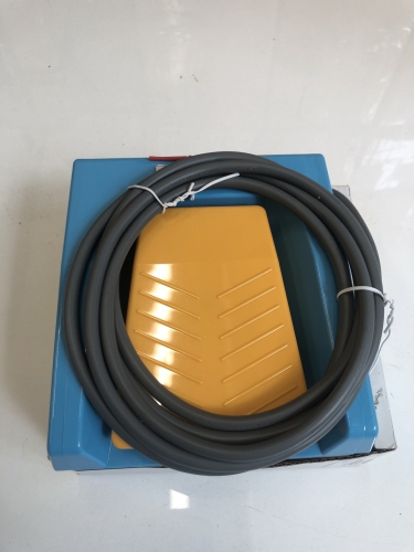 Công tắc bàn đạp HRF-M5Y